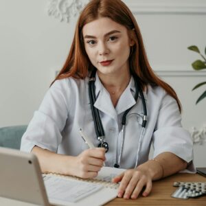 Dr. Jessica Reynolds (Gynecologist)